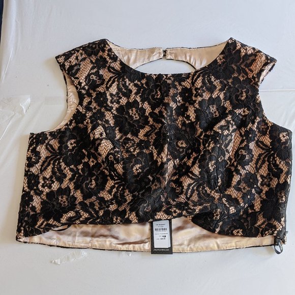 Sleeveless Crop Top 190J - Picture 4 of 8